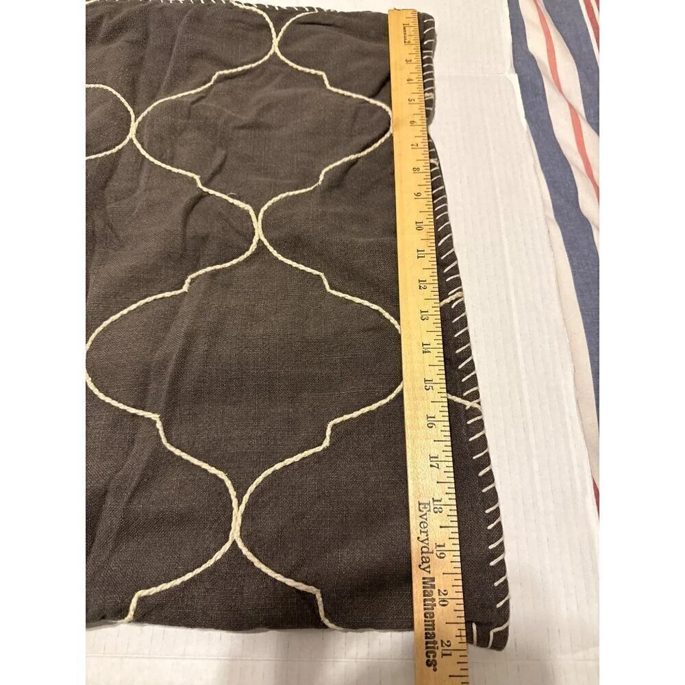 2 Pottery Barn Grey Moroccan Tile Embroidered Pillows Shams 22X22